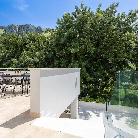 Apartment Quirat Superior By Interhome